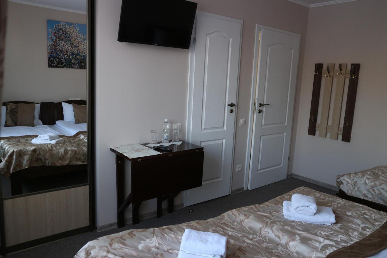 Orange Hotel Lviv Exterior photo