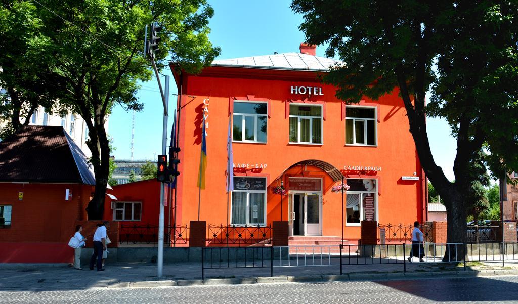 Orange Hotel Lviv Exterior photo