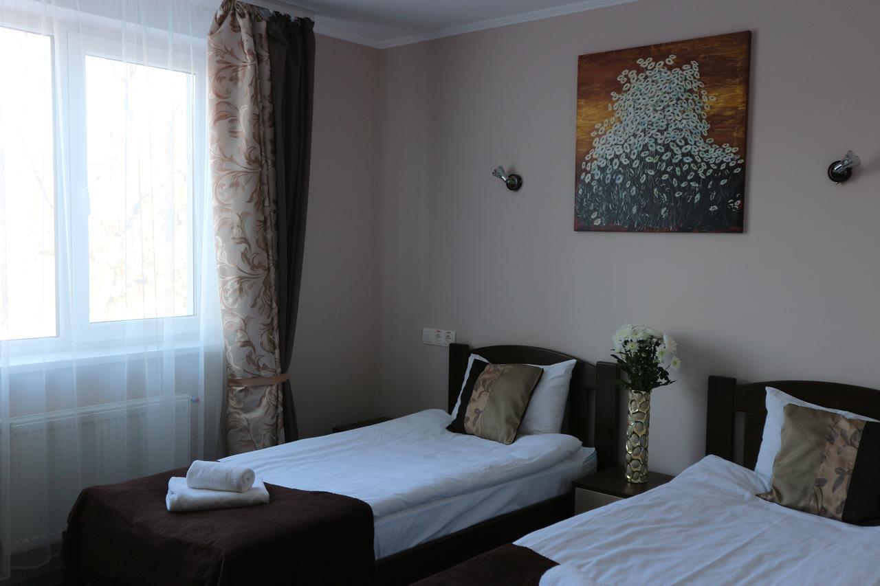 Orange Hotel Lviv Exterior photo